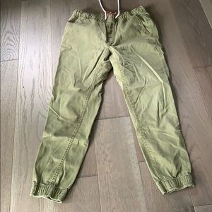 jogger pants